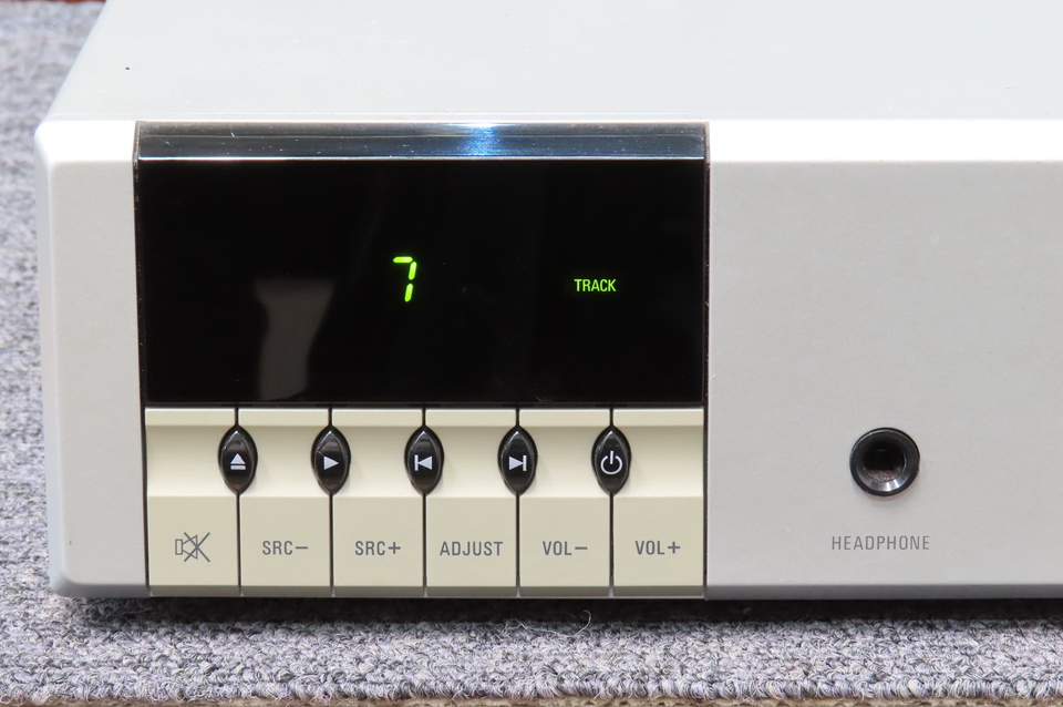 ジャンク　LINN リン CLASSIK-K 通電しません。不動品 ジャンク LINN リン CLASSIK-K 通電しません。不動品 CLASSIK-K