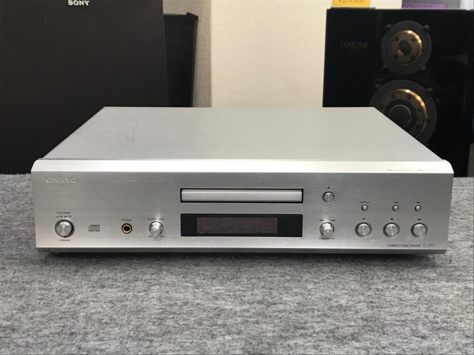 ONKYO CDプレーヤー C-777(S) /シルバー(中古品) C-777 ONKYO - 中古オーディオ 高価買取・販売 ハイファイ堂
