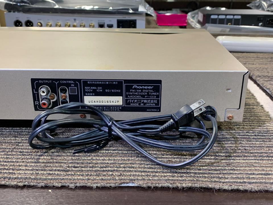 【通電確認済】パイオニア FM/AMチューナー F-D3 F-D3｜パイオニア FM/AMデジタルシンセサイザーチューナー AMステレオ
