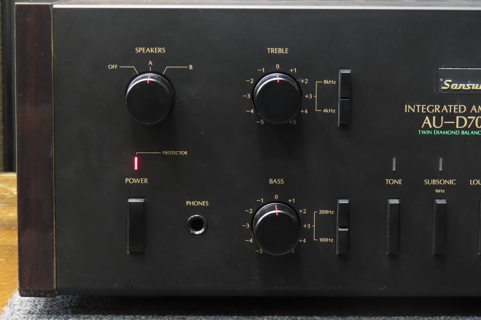 サンスイau-d707x(最終値下げ中‼️) AU-D707X サンスイau-d707x(最終値下げ中‼️) 2025年最新】au-d707xの人気