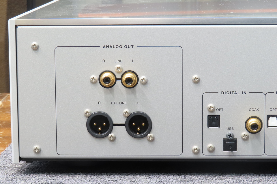 D-06u LUXMAN - 中古オーディオ 高価買取・販売 ハイファイ堂