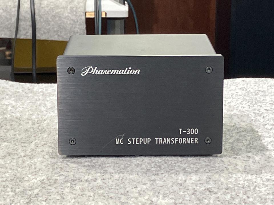 Phasemation T-300 MCステップアップトランスフォーマー photo.png