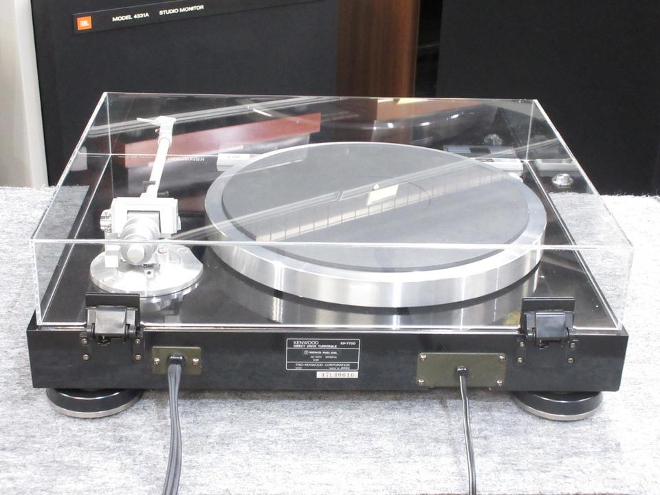 レコードプレーヤー　KENWOOD KP-770D Kenwood KP-770D Semi-Auto Direct Drive Turntable Record Player