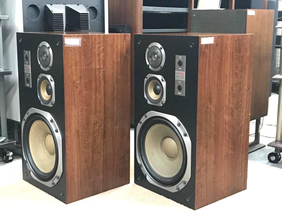 DIATONE DS-37B 中古スピーカー　送料無料 DS-37B DIATONE - 中古オーディオ 高価買取・販売 ハイファイ堂