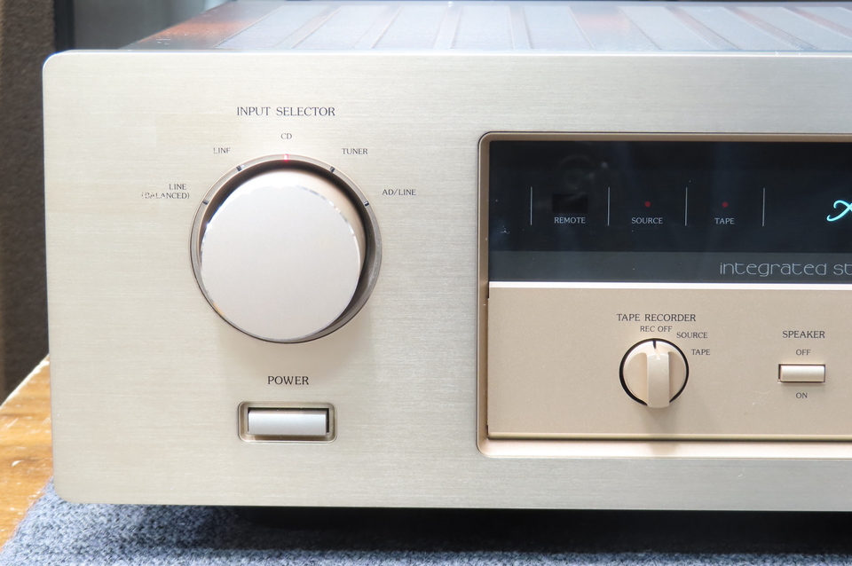 E-210 Accuphase - 中古オーディオ 高価買取・販売 ハイファイ堂