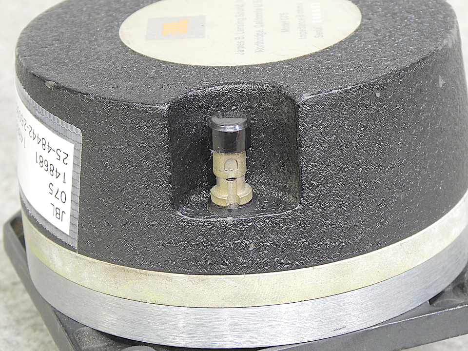 JBL 075　JBL075　ツイーター　１ケ 　音出し確認済 中古　美品 JBL 075 JBL075 ツイーター 1ケ 音出し確認済 中古 美品