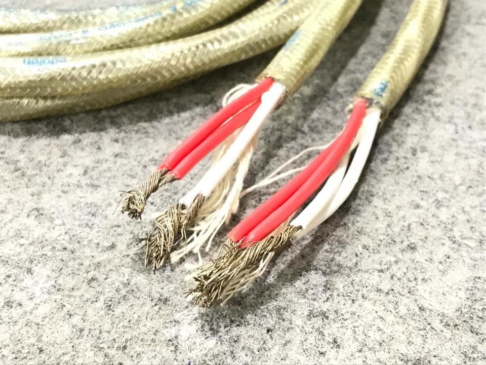 オルトフォン SPK-3900Q スピーカーケーブルペアAIRBOW Yラグ付 オルトフォン SPK-3900Q スピーカーケーブルペアAIRBOW Yラグ付