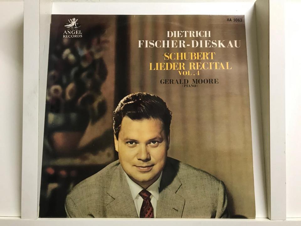 ディートリヒ・フィッシャー＝ディースカウ（バリトン）東芝音楽工業赤