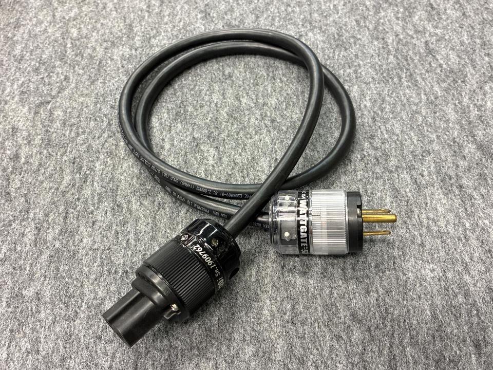 シールド電源ケーブル/1.0m PRO CABLE - 中古オーディオ 高価買取