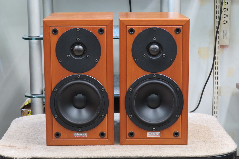 1.1 Contour Dynaudio スピーカー 1.1 Contour DYNAUDIO（ディナウディオ） 【希少】 中古価格 HifiZero | スピーカー・ウーファー