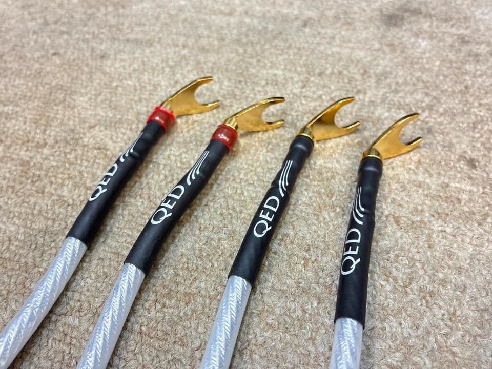 ケーブル・シールド QED Signature Genesis Silver Spiral QED - Signature Genesis Silver Spiral Bi-Wire/1.5m（完成品