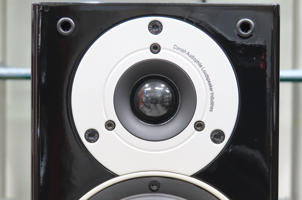 DALI ZENSOR PICO ホワイト スピーカー Zensor PICO DALI - 中古オーディオ 高価買取・販売 ハイファイ堂
