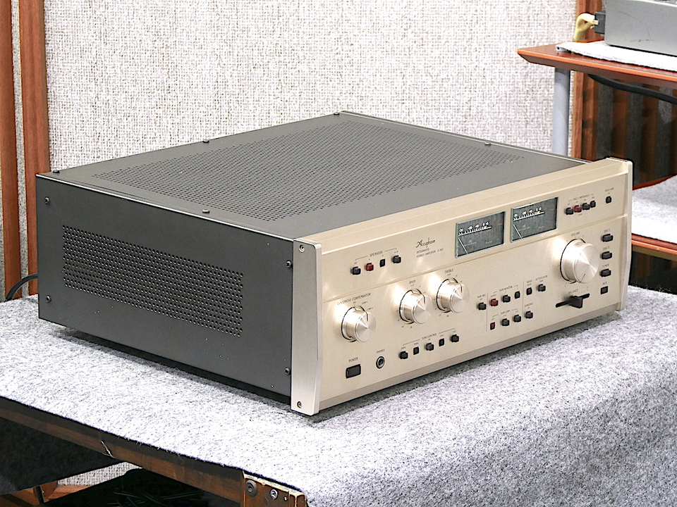E-303 Accuphase - 中古オーディオ 高価買取・販売 ハイファイ堂