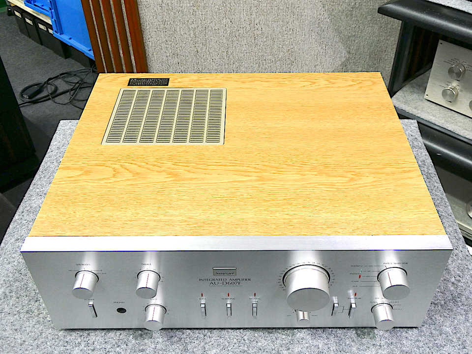AU-D607F SANSUI - 中古オーディオ 高価買取・販売 ハイファイ堂