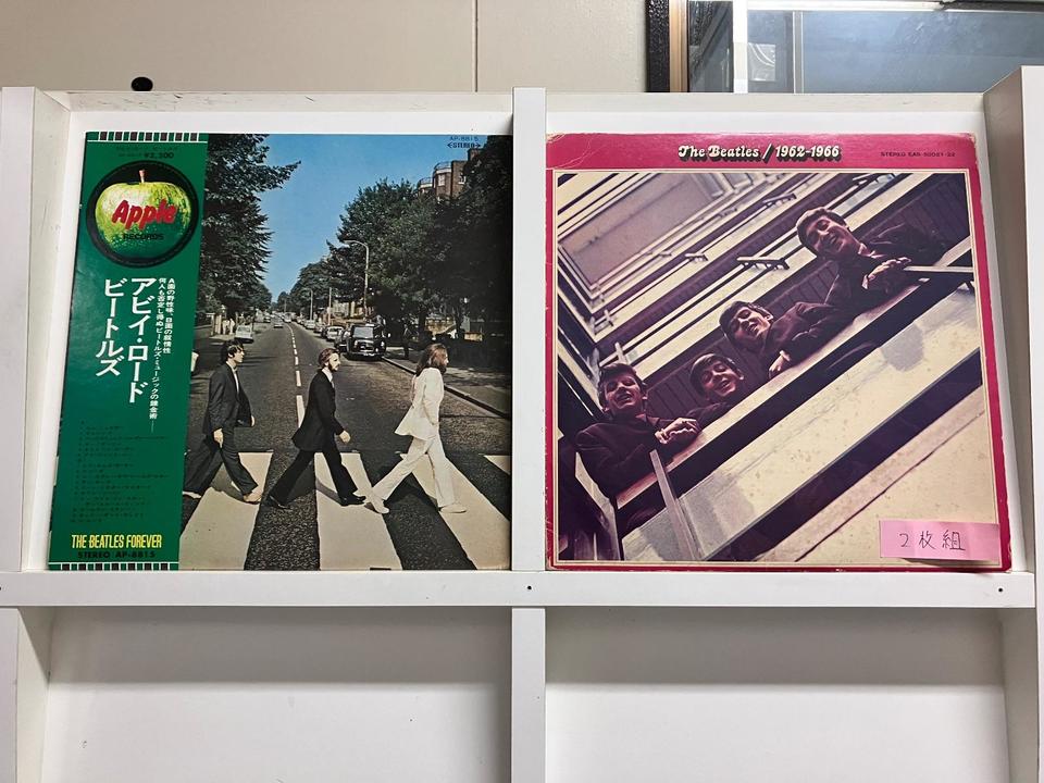 ビートルズ(東芝音楽工業 赤レコード盤含む)5枚セット - 中古