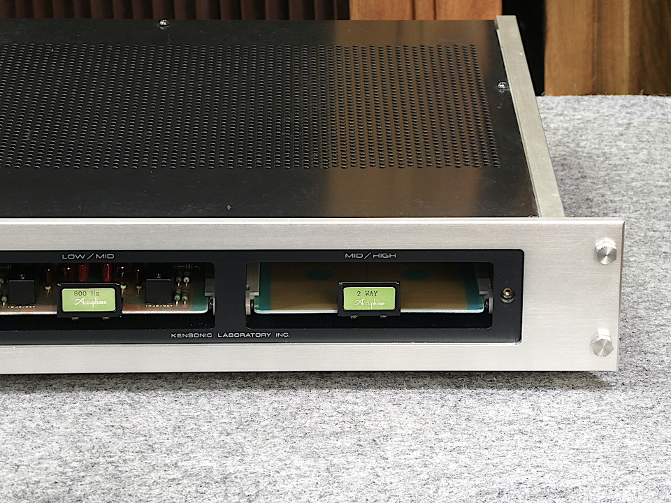 F-5 Accuphase - 中古オーディオ 高価買取・販売 ハイファイ堂