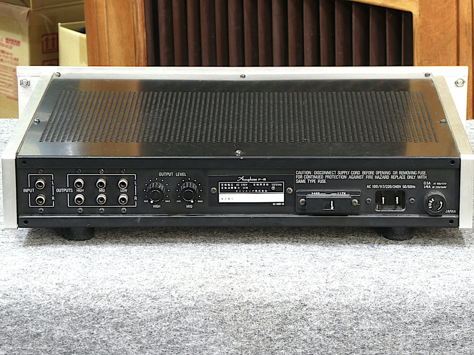 F-5 Accuphase - 中古オーディオ 高価買取・販売 ハイファイ堂