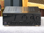 AU-α607KX
