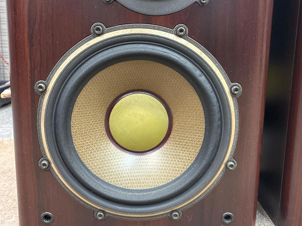 三菱　DIATONE DS-1000HR スピーカー　L側　古い為ジャンク扱い 三菱 DIATONE DS-1000HR スピーカー L側 古い為ジャンク扱い 三菱