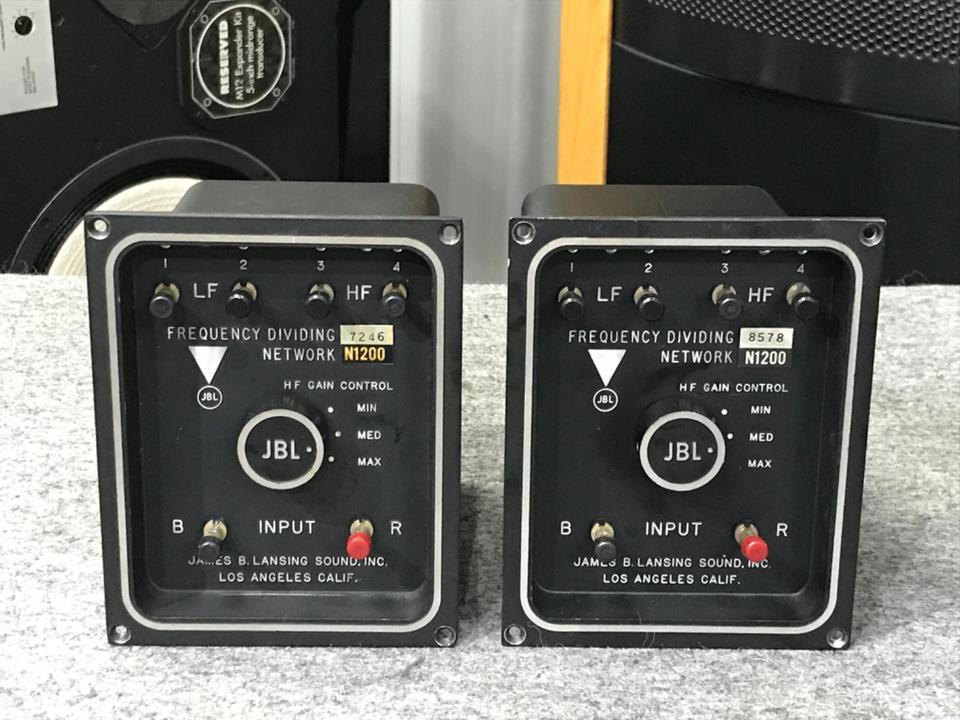 N1200 JBL - HiFi-Do McIntosh/JBL/audio-technica/Jeff Rowland/Accuphase