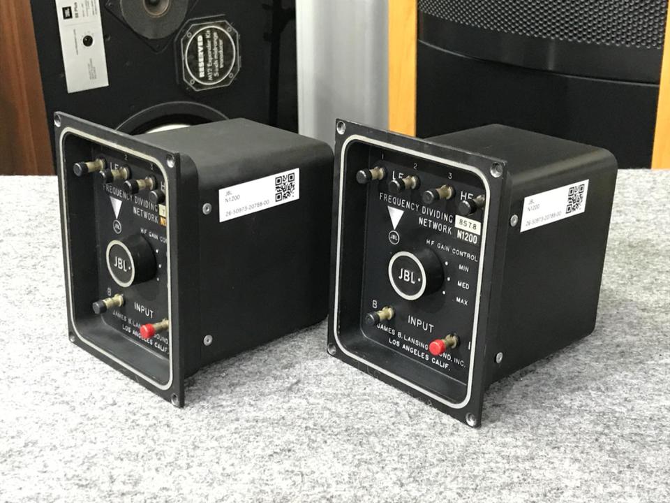 N1200 JBL - HiFi-Do McIntosh/JBL/audio-technica/Jeff Rowland/Accuphase