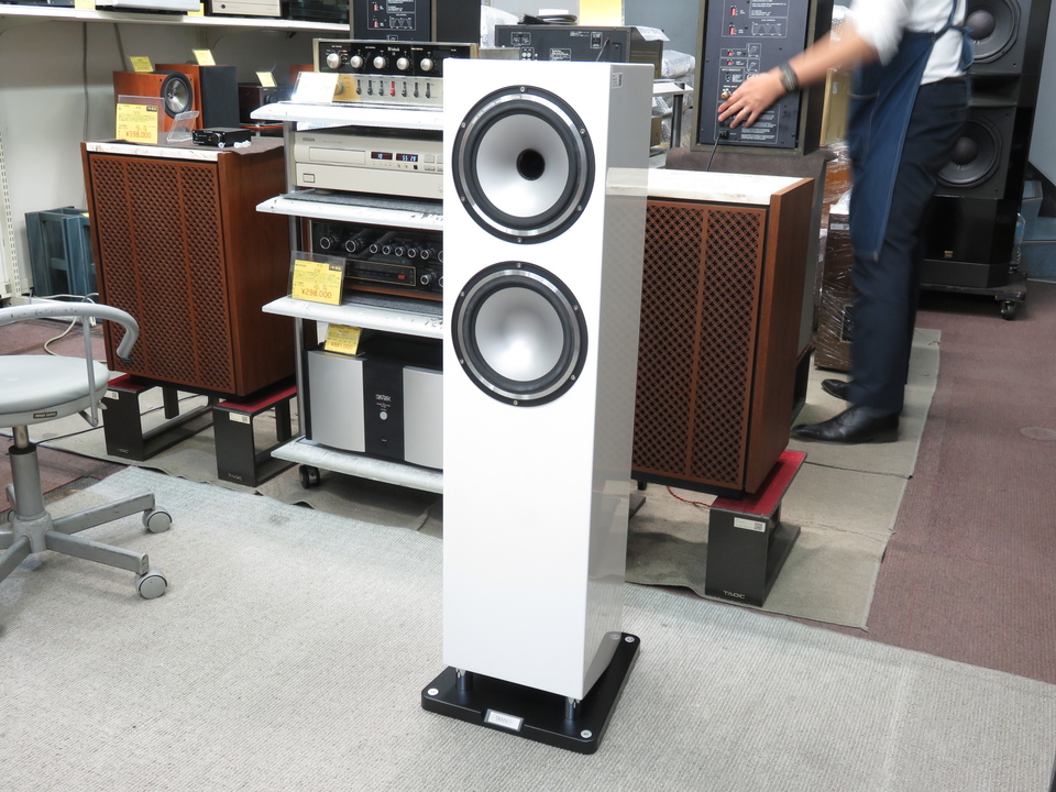 Revolution XT8F TANNOY - HiFi-Do McIntosh/JBL/audio-technica/Jeff